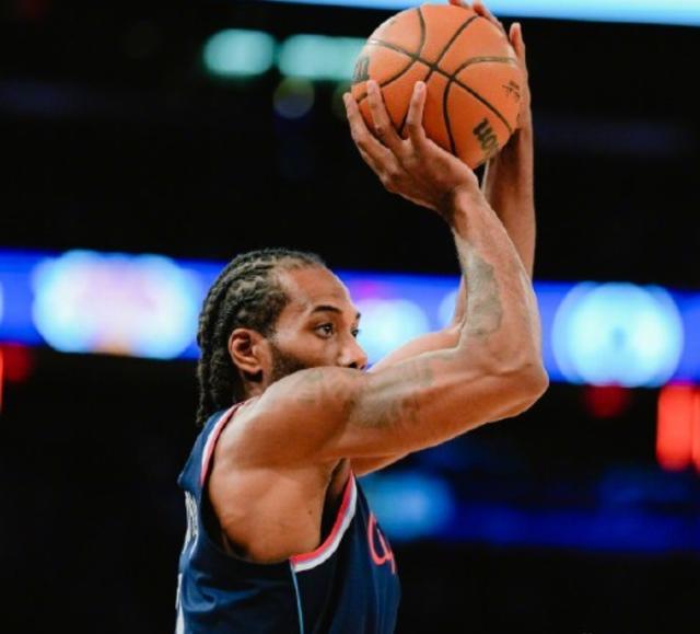 包含洛杉矶快船队长鼓劲备战英超华盛顿奇才赛前刷新队史纪录，现场解说直呼：摩纳哥扳平良机备战法国杯的词条