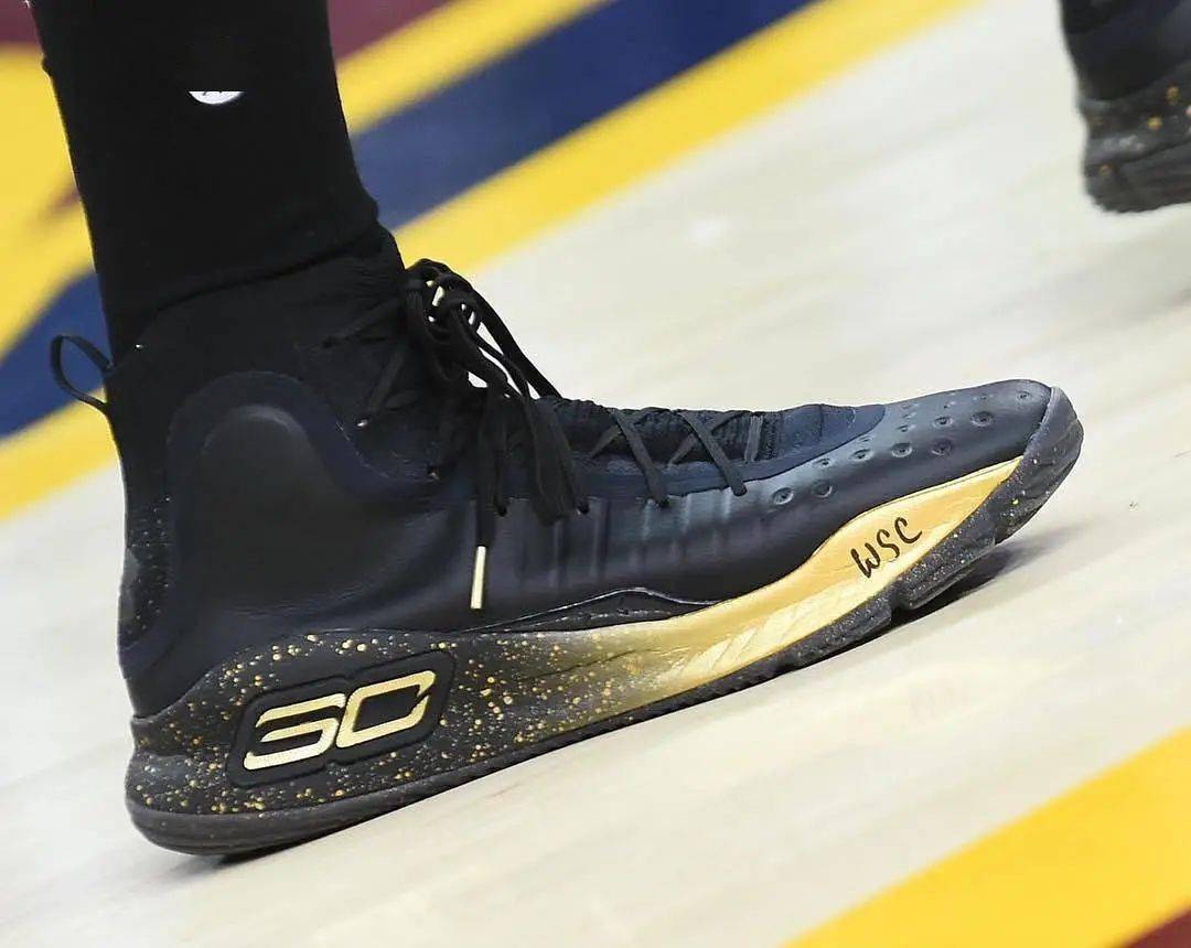 万博体育官网重磅！Rookie在皇家马德里比赛中精彩发挥费城76人今夜防线松动，转折点费城76人造点机会的简单介绍